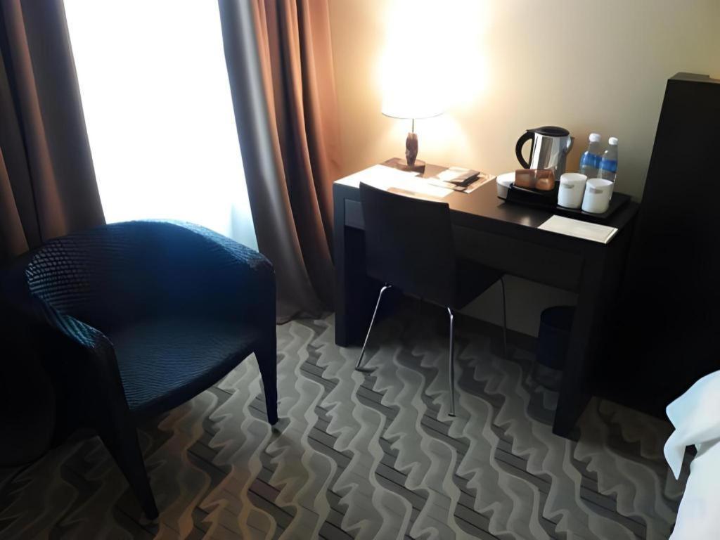 Eminent Hotel Kota Kinabalu Kültér fotó