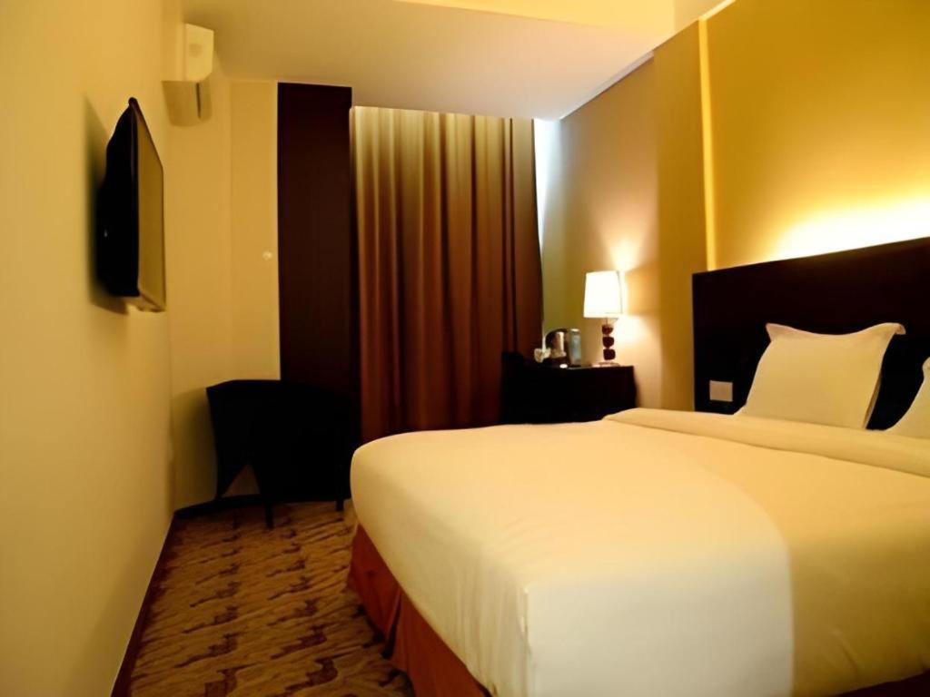 Eminent Hotel Kota Kinabalu Kültér fotó