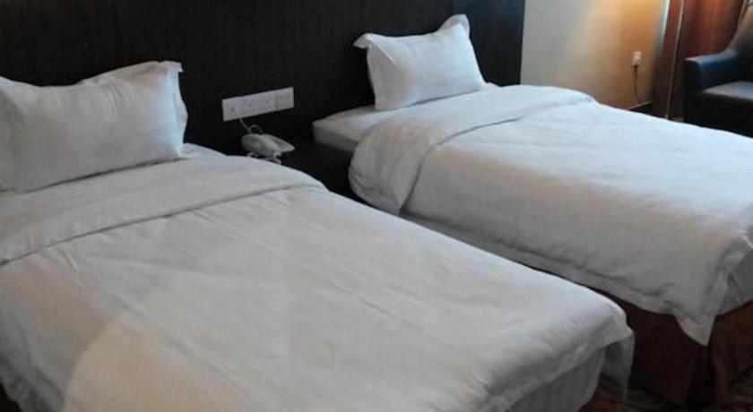 Eminent Hotel Kota Kinabalu Kültér fotó